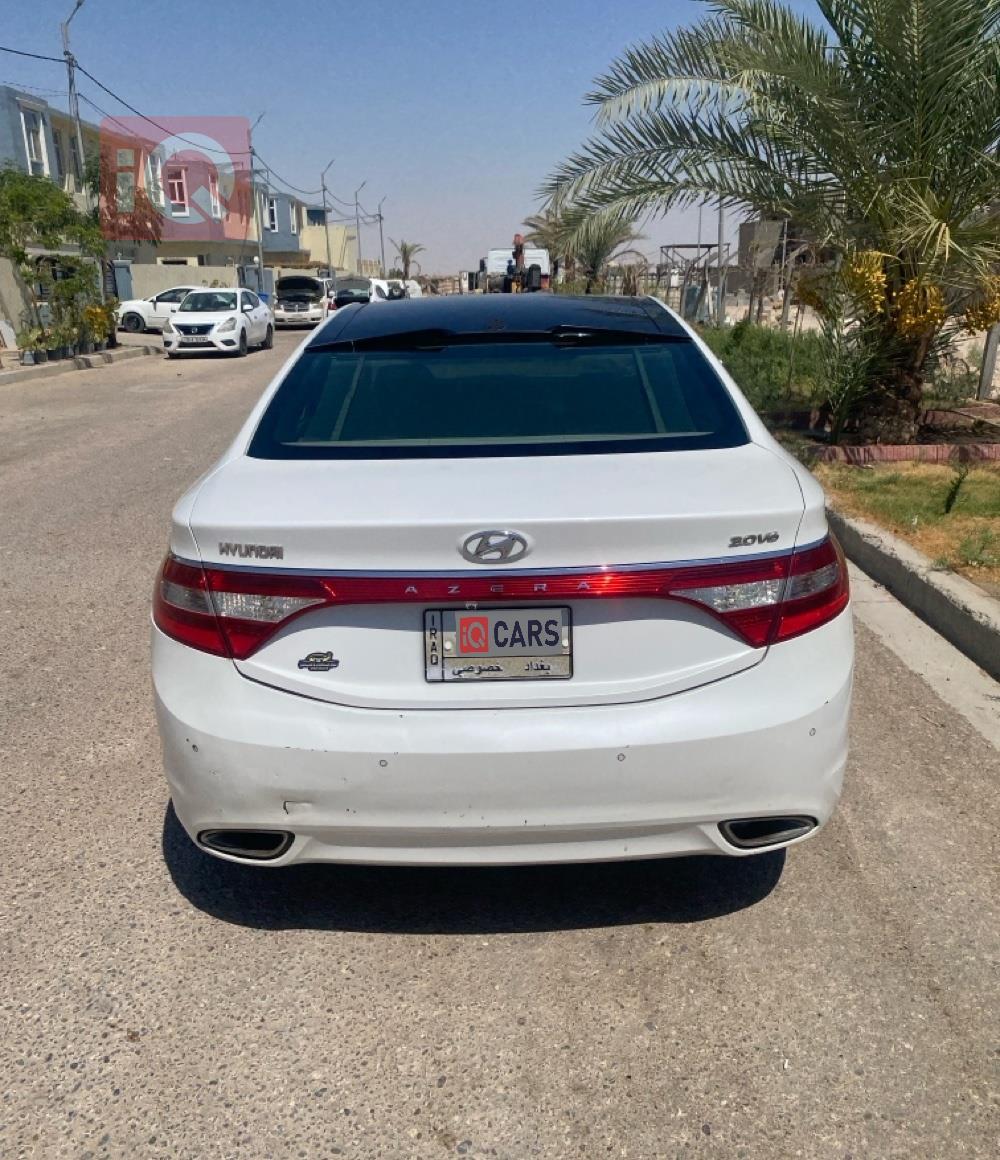 هيونداي أزيرا